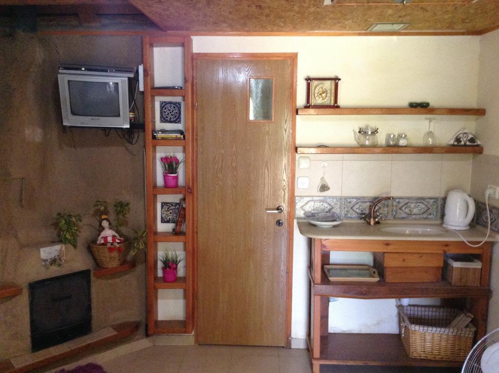 Dutch Farm Israel Bed & Breakfast Sede Zevi Dış mekan fotoğraf